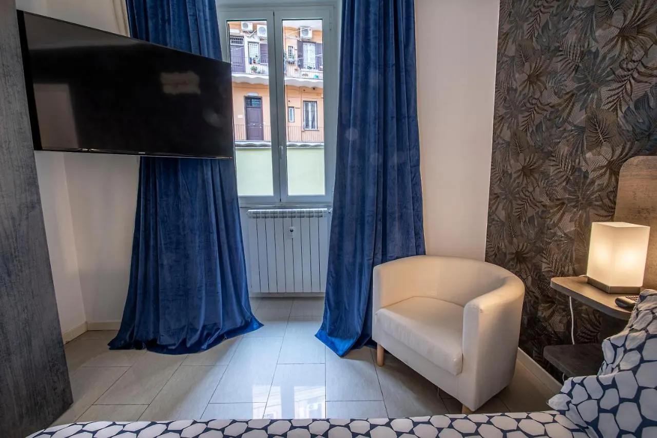 Appartamento Refuge On Piazza Re Di Roma